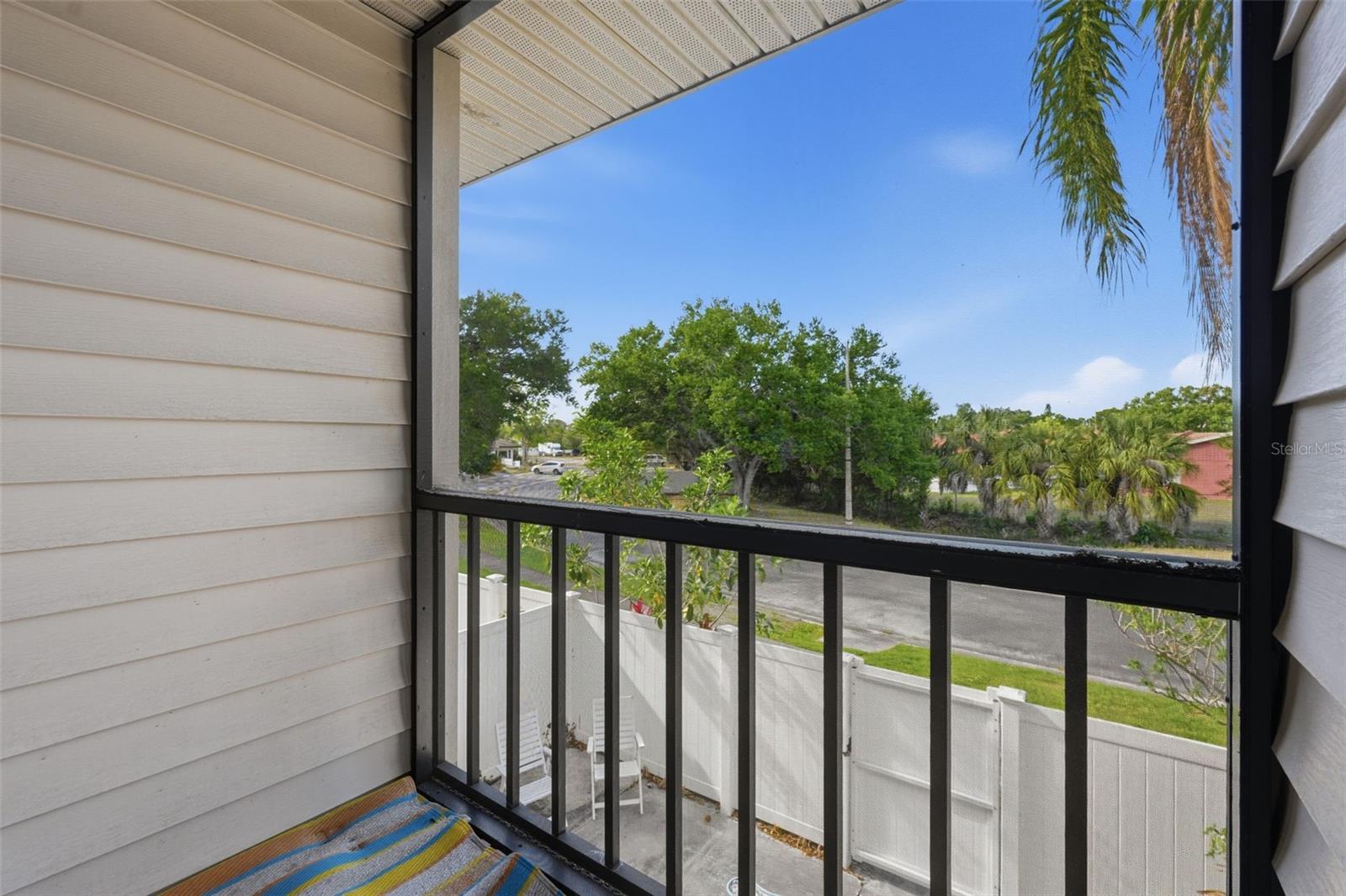 Listing photo id 25 for 7322 Stone Haven Court N 7322