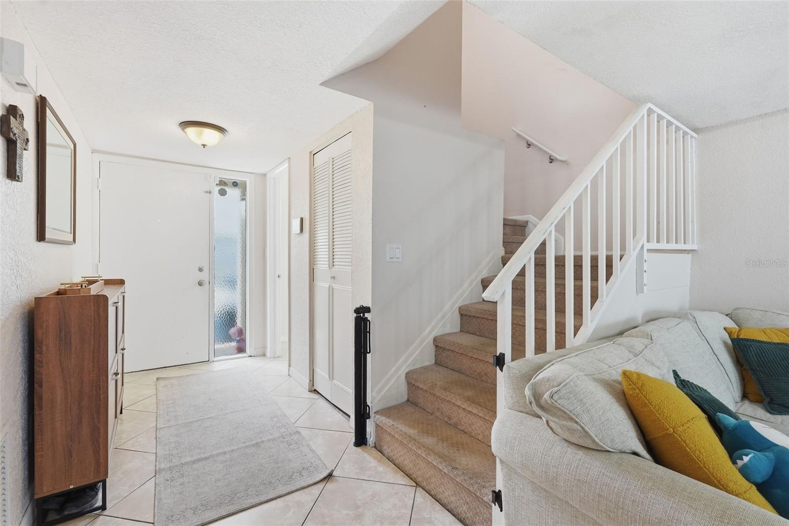 Listing photo id 4 for 7322 Stone Haven Court N 7322