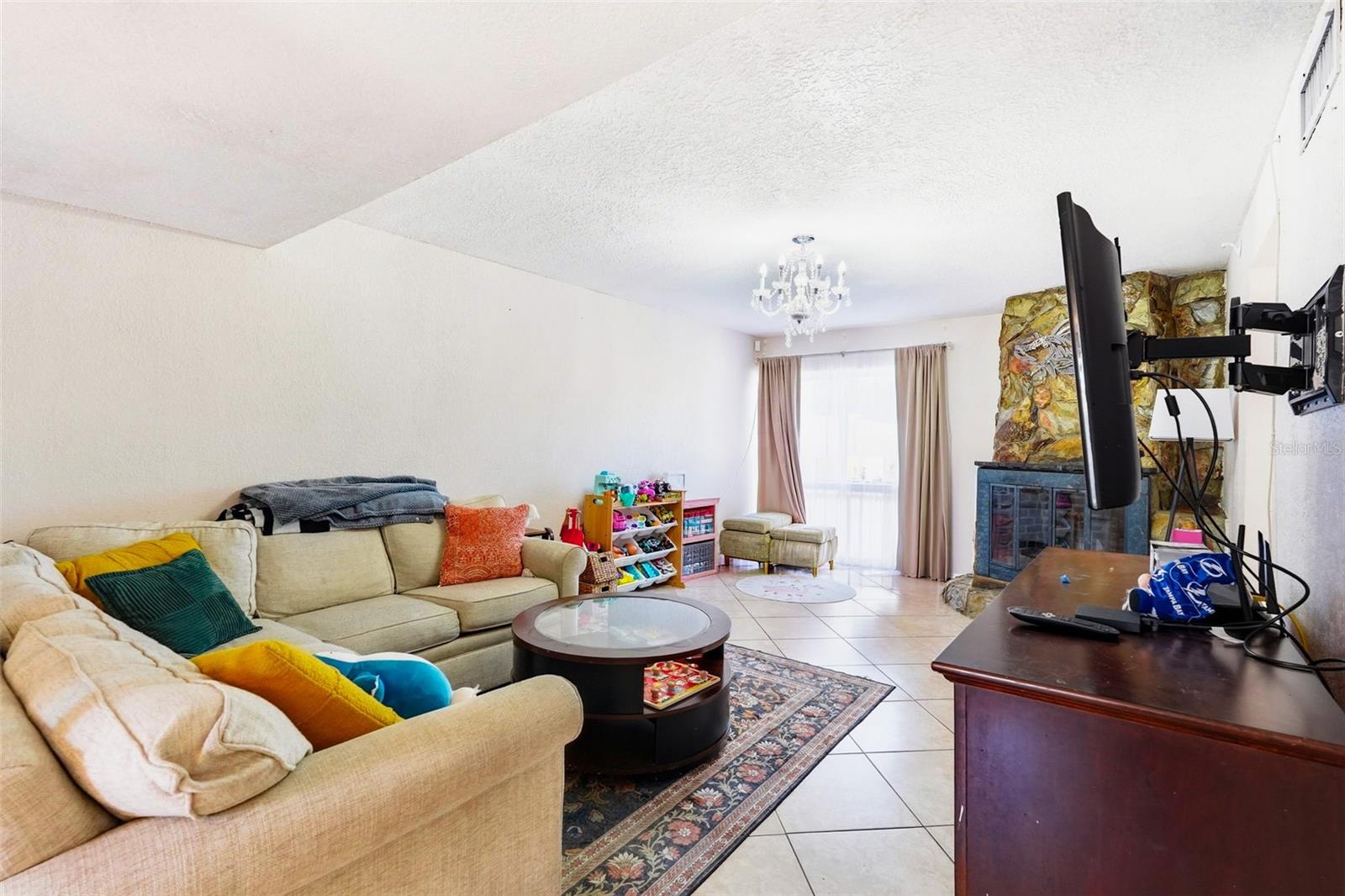 Listing photo id 7 for 7322 Stone Haven Court N 7322