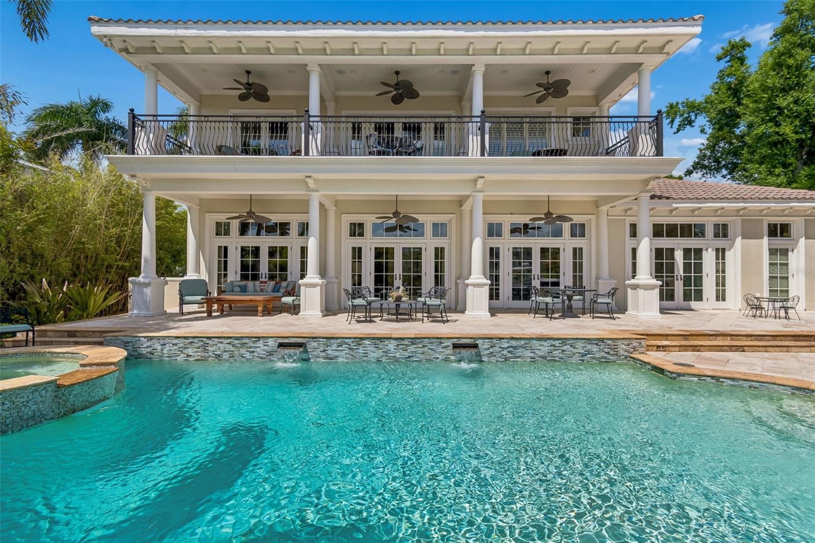 Listing photo id 0 for 4804 Culbreath Isles Road