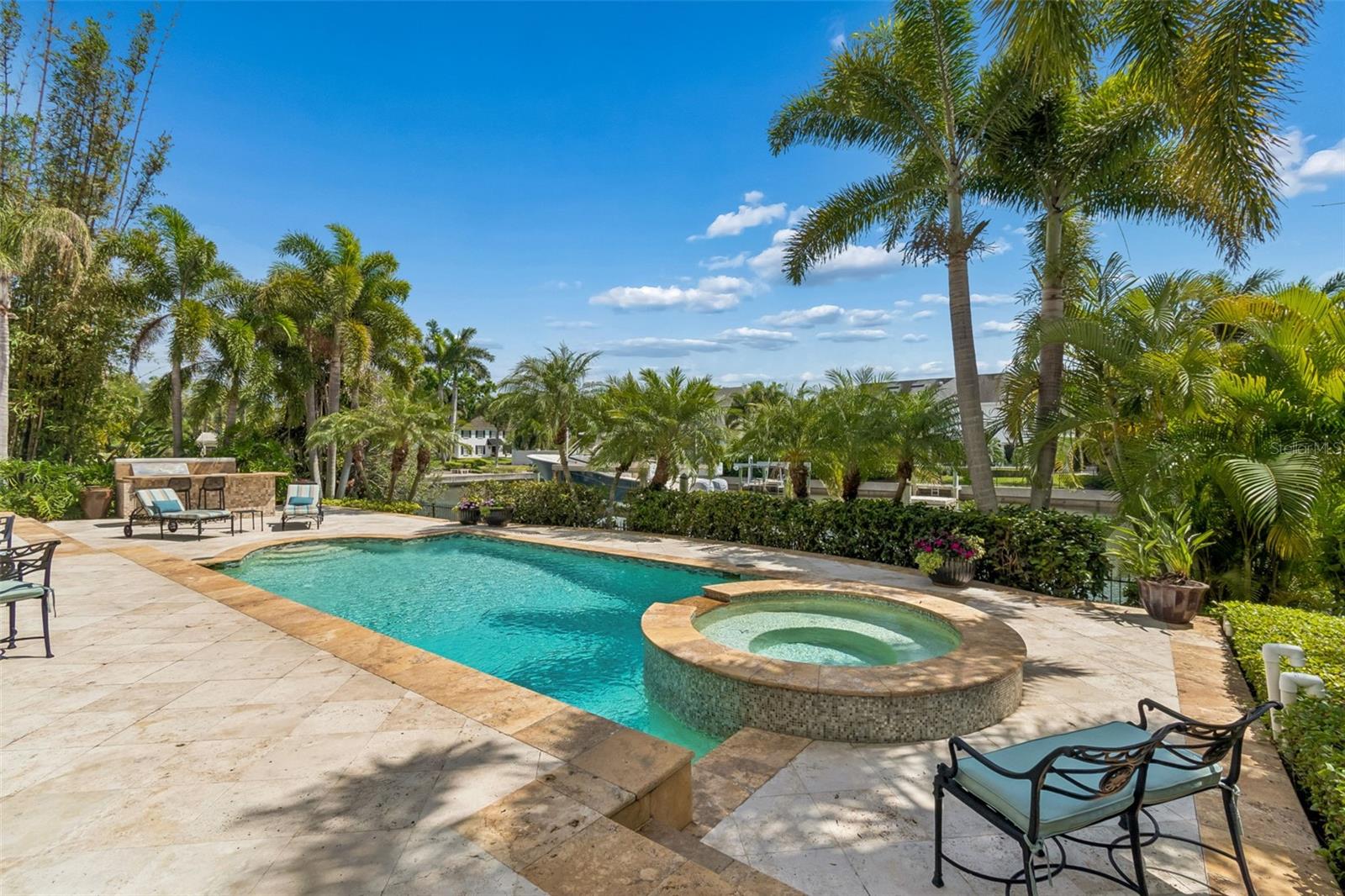 Listing photo id 1 for 4804 Culbreath Isles Road