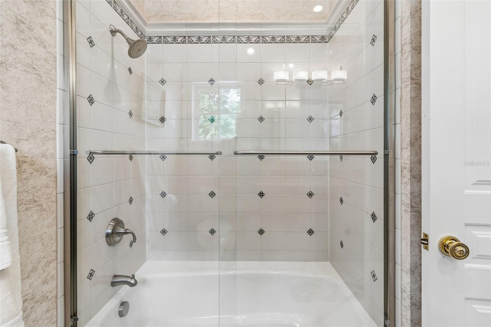 Listing photo id 44 for 4804 Culbreath Isles Road