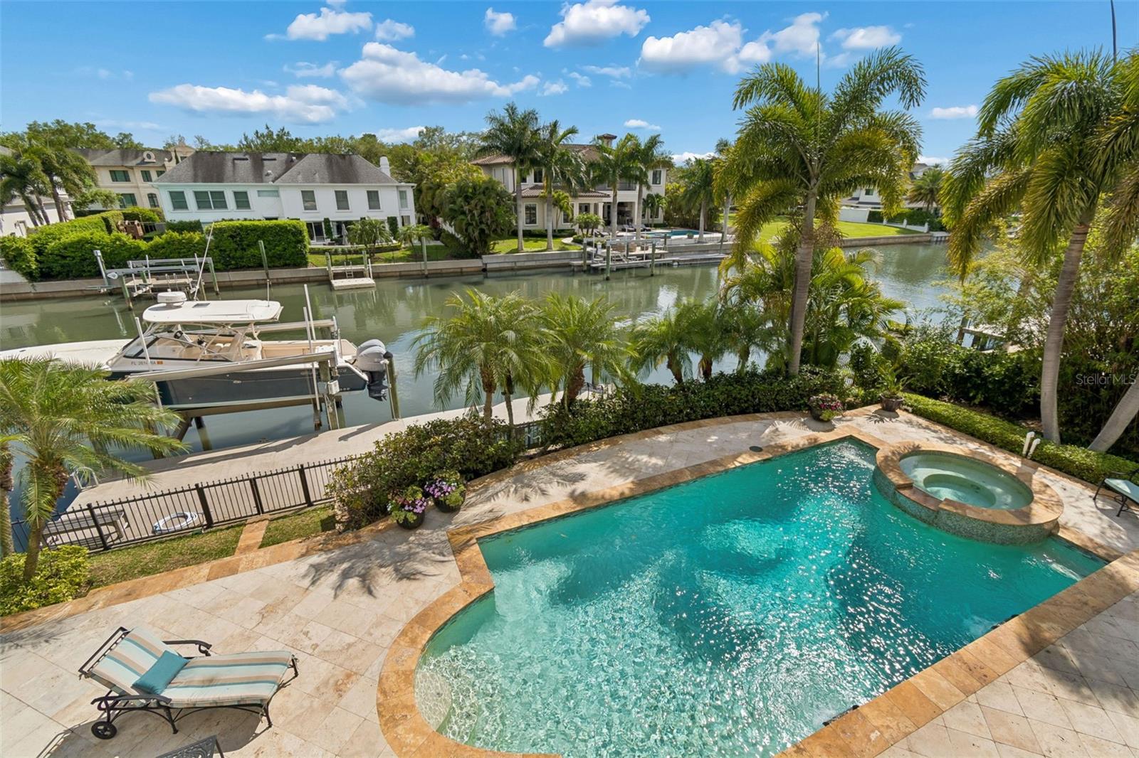 Listing photo id 47 for 4804 Culbreath Isles Road