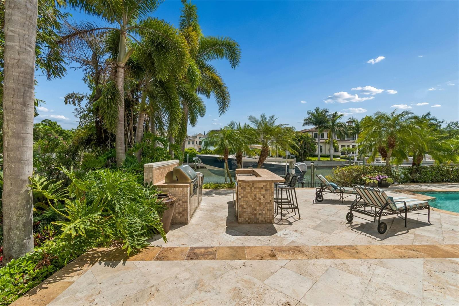 Listing photo id 49 for 4804 Culbreath Isles Road