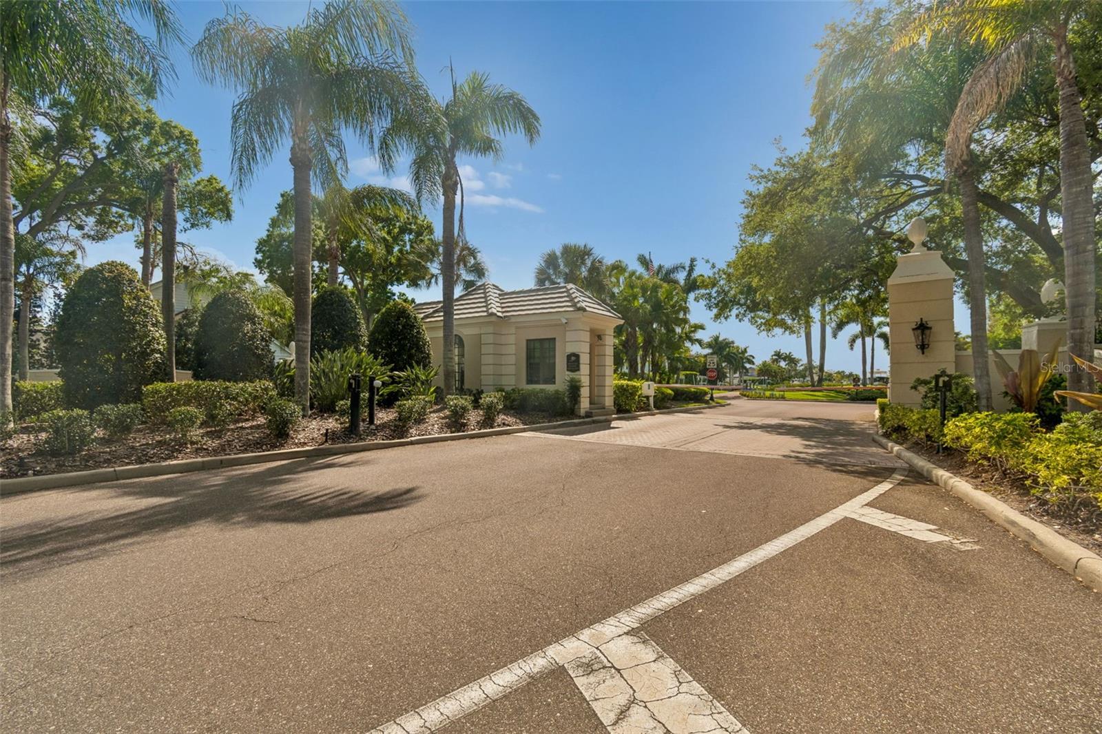 Listing photo id 65 for 4804 Culbreath Isles Road