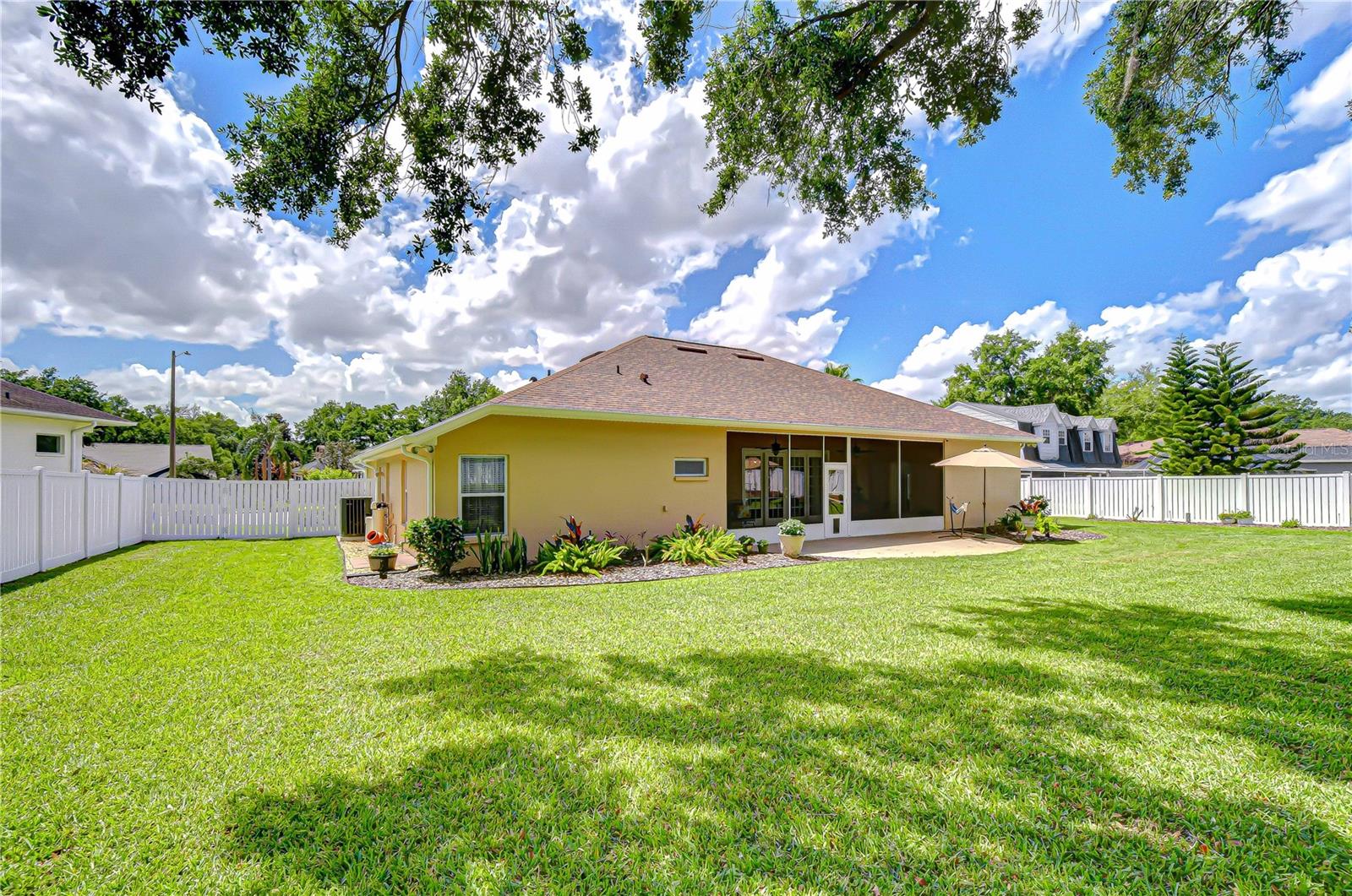 Listing photo id 28 for 3041 Colonial Ridge Drive