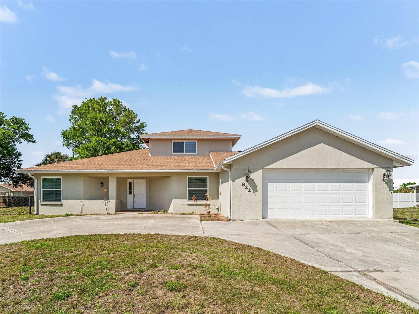 Image 4 of 40 For 822 Diane Circle