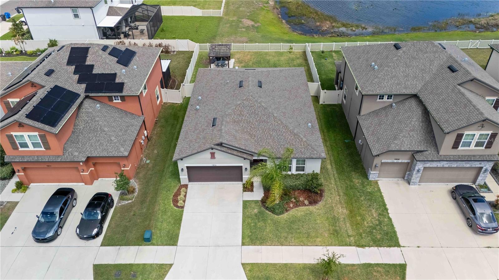 Listing photo id 26 for 11806 Bluegrass Field Court