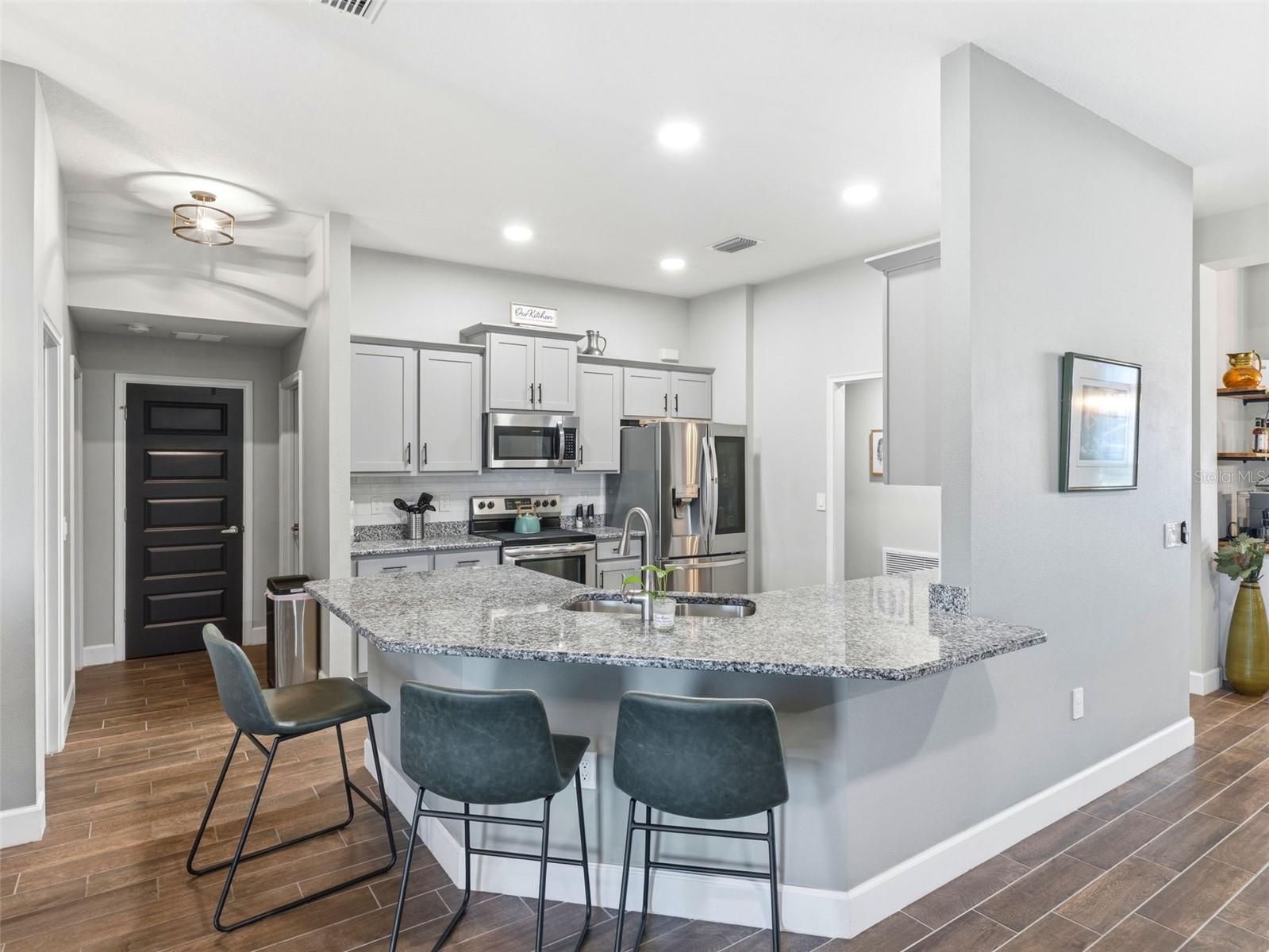 Image 15 of 46 For 13234 Summerfield Way