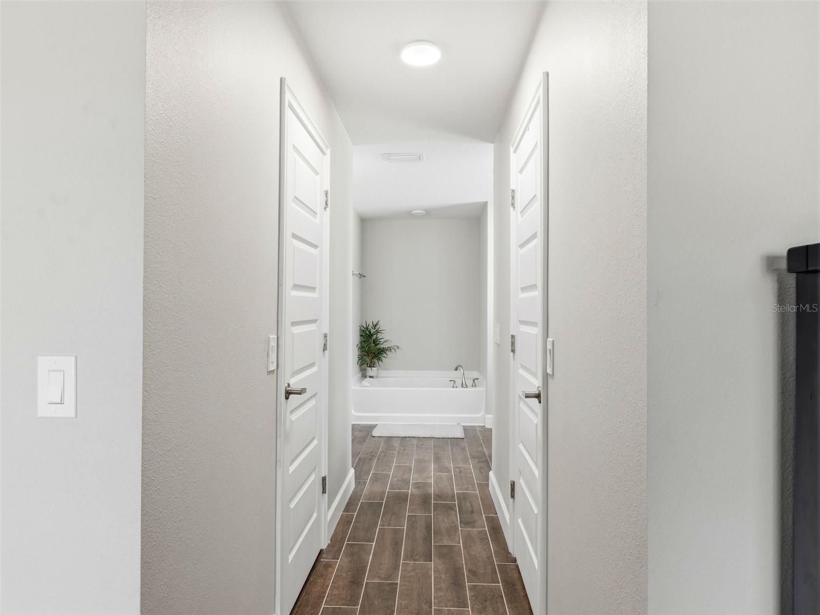 Image 21 of 46 For 13234 Summerfield Way