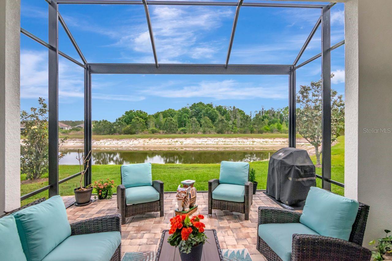 Listing photo id 18 for 4170 Barletta Court