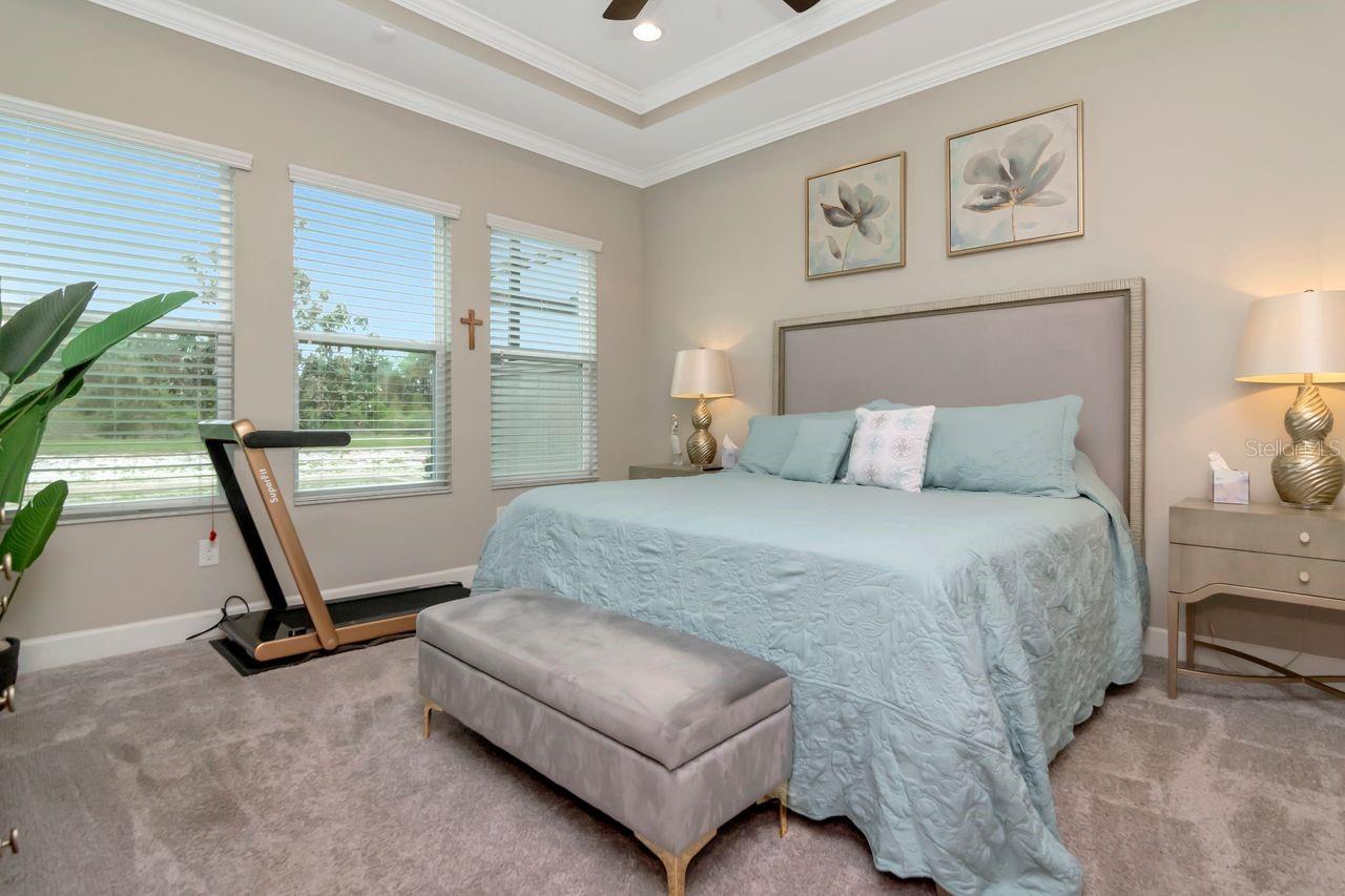 Listing photo id 20 for 4170 Barletta Court