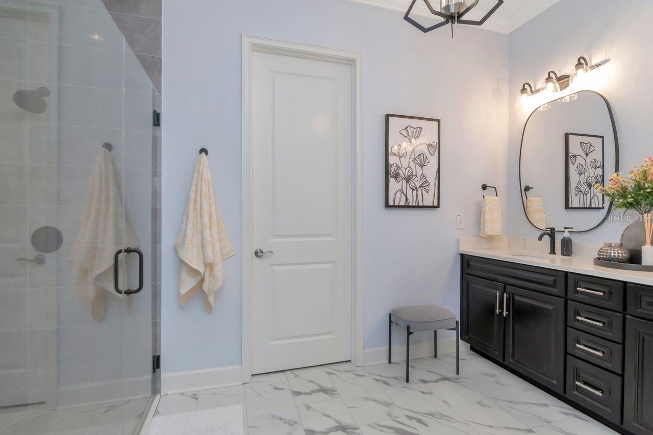 Listing photo id 23 for 4170 Barletta Court