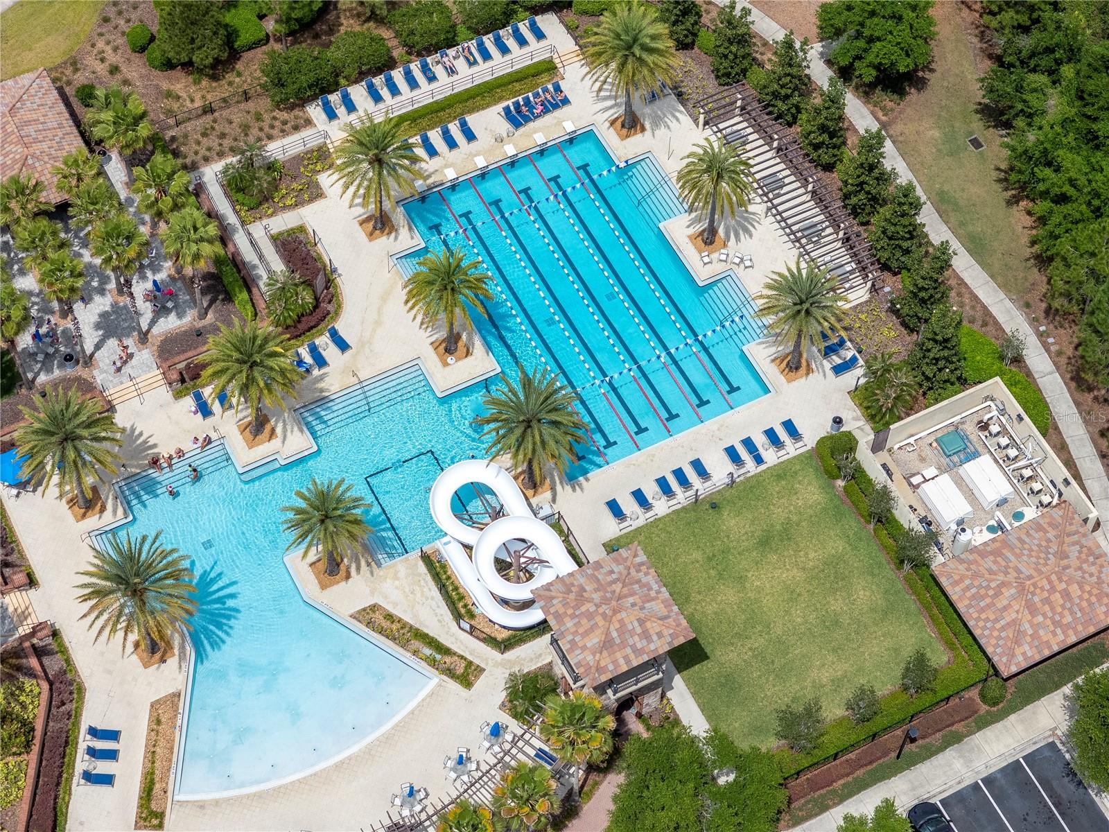 Listing photo id 38 for 4170 Barletta Court