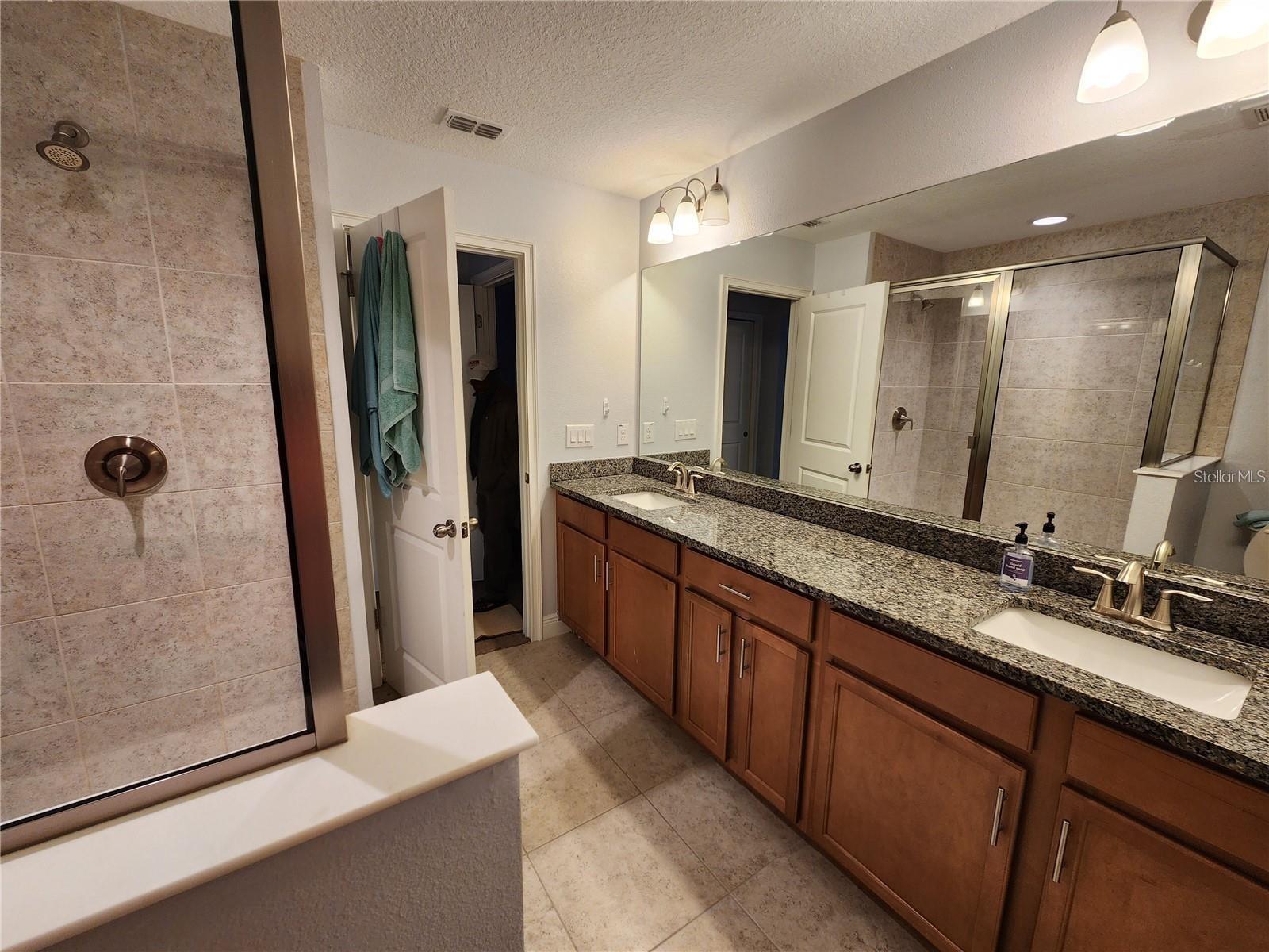 Image 16 of 27 For 5514 Viola Lee Way