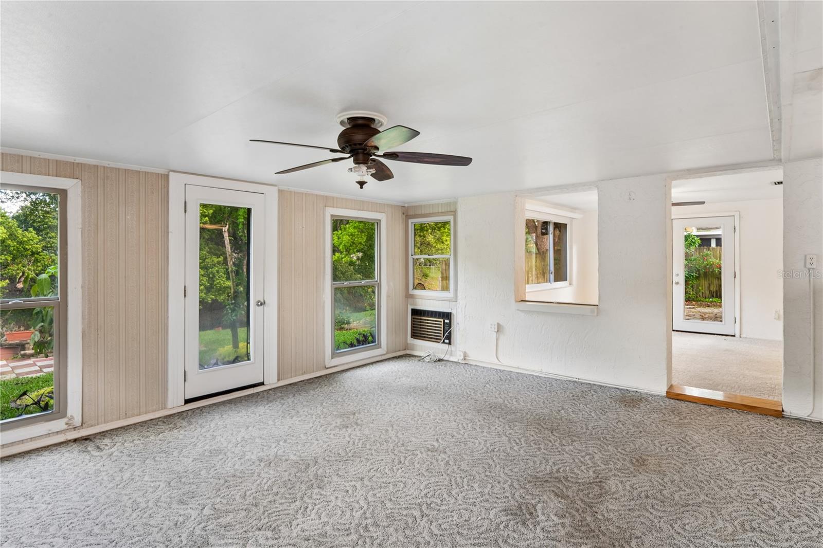 Image 17 of 38 For 3122 Bahia Avenue