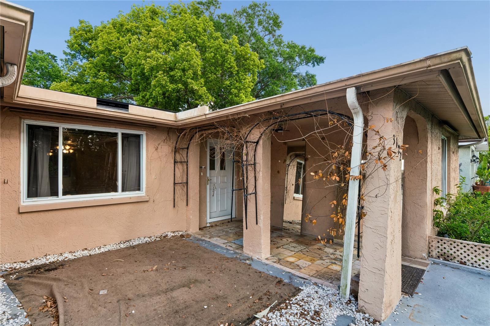 Image 3 of 38 For 3122 Bahia Avenue