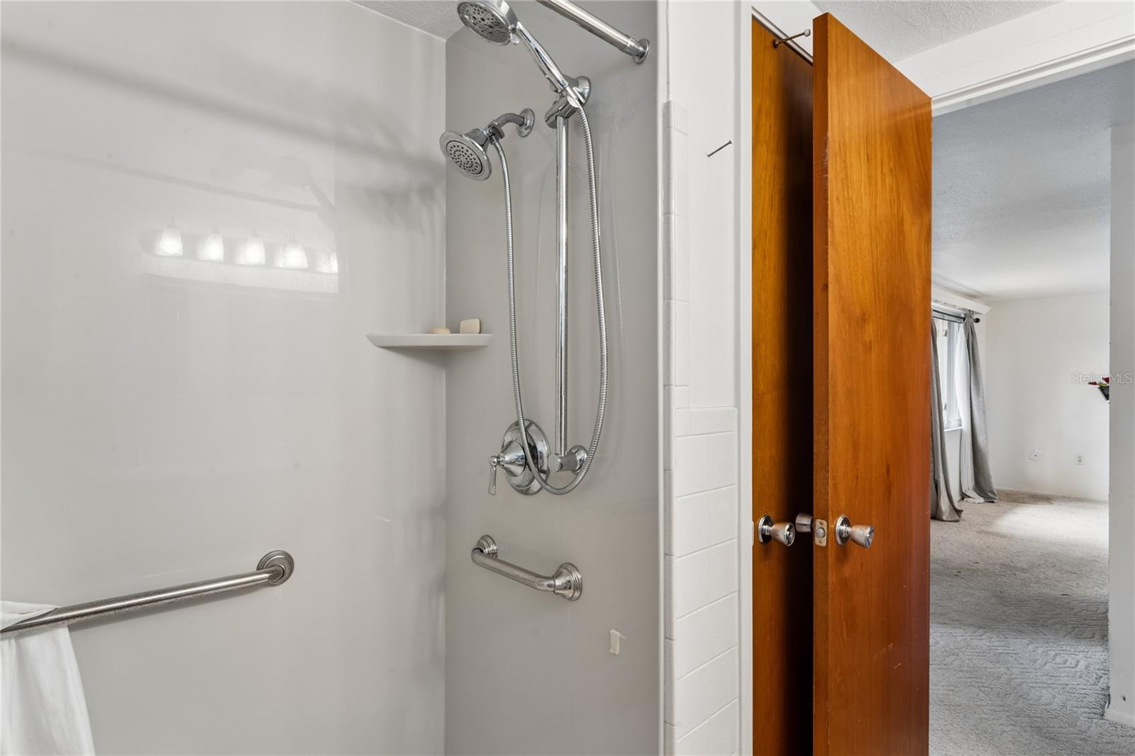 Image 31 of 38 For 3122 Bahia Avenue