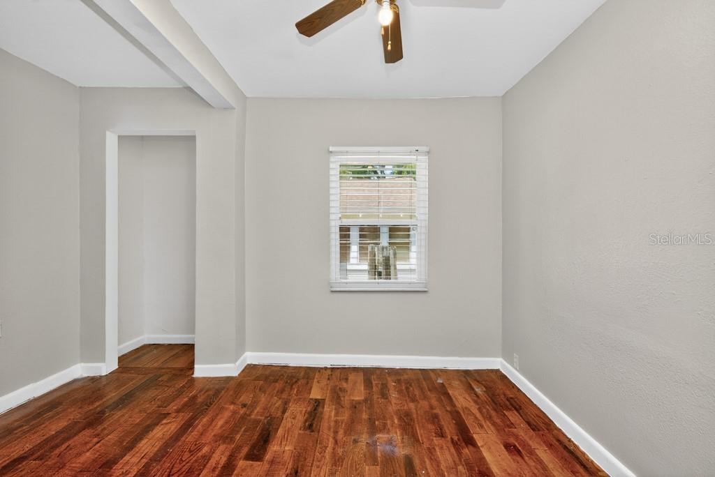 Image 15 of 48 For 5818 39th Street N