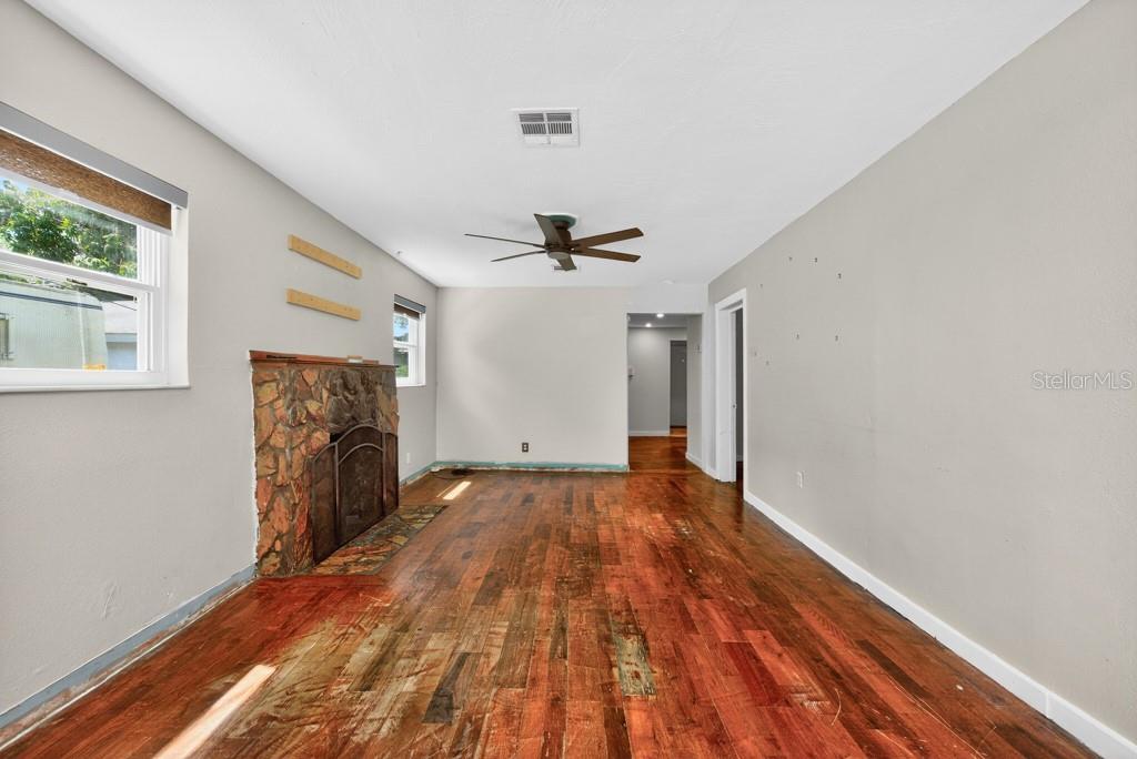 Image 2 of 48 For 5818 39th Street N