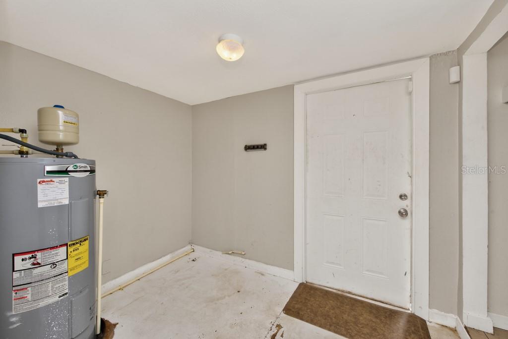 Image 20 of 48 For 5818 39th Street N