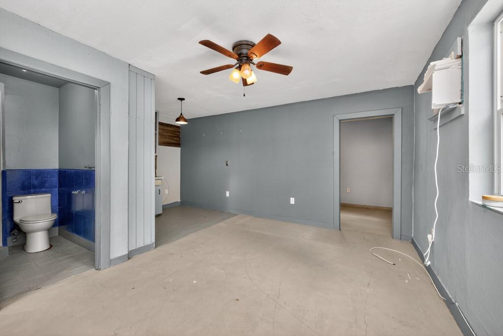 Image 22 of 48 For 5818 39th Street N