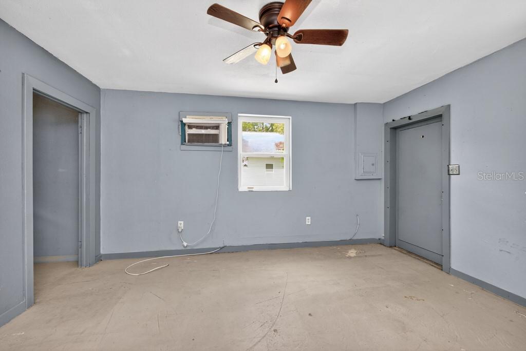 Image 24 of 48 For 5818 39th Street N