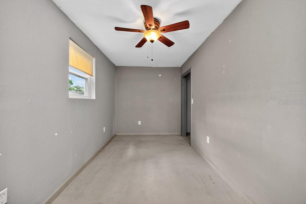 Image 28 of 48 For 5818 39th Street N