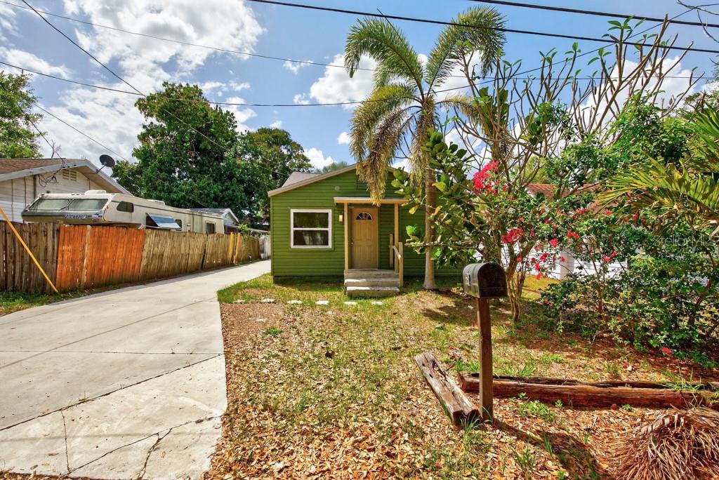 Image 41 of 48 For 5818 39th Street N