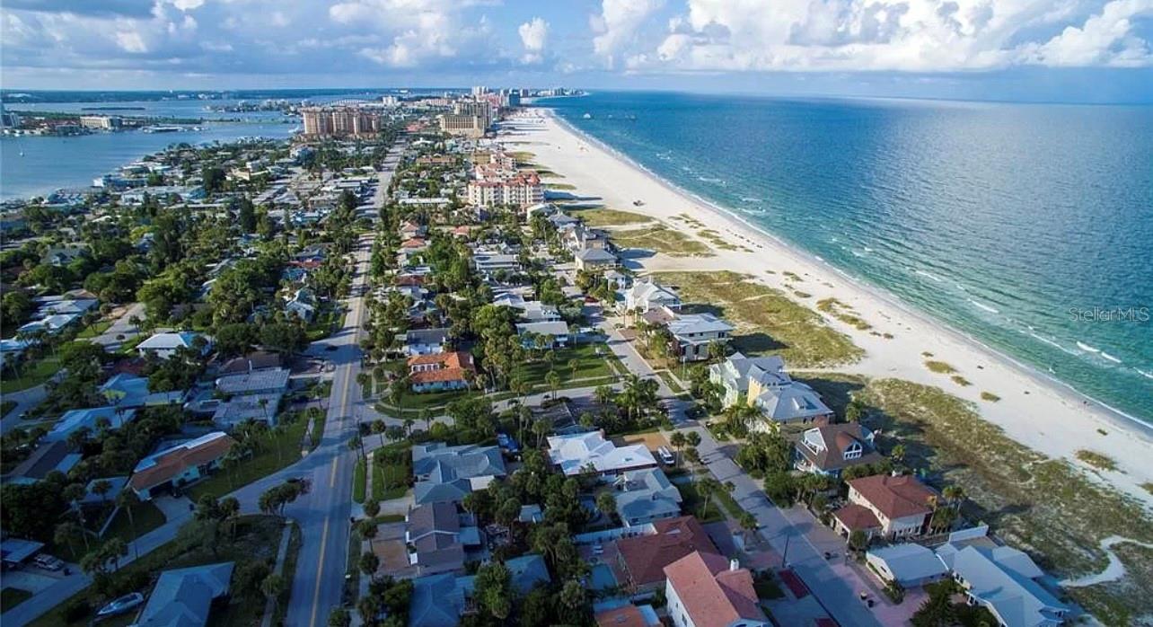 Image 24 of 32 For 661 Poinsettia Avenue 104