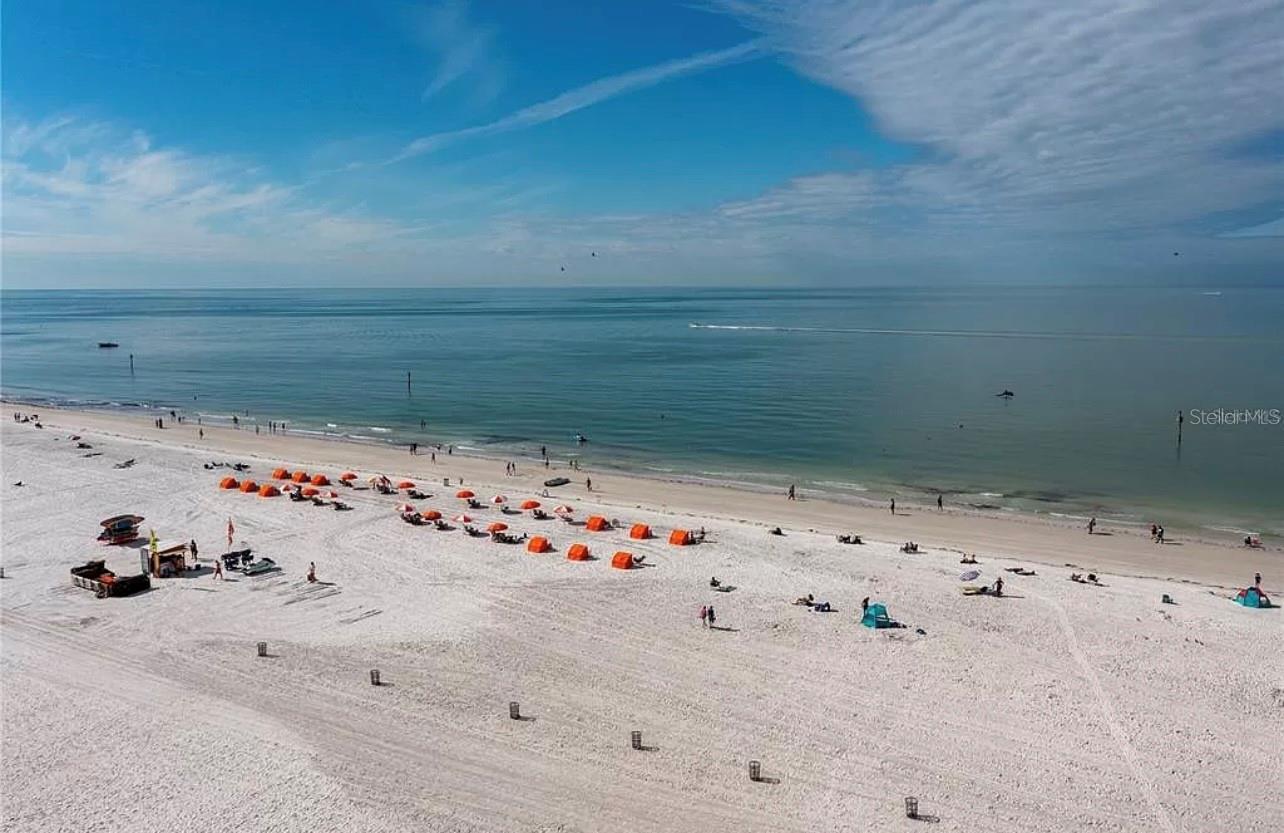 Image 25 of 32 For 661 Poinsettia Avenue 104