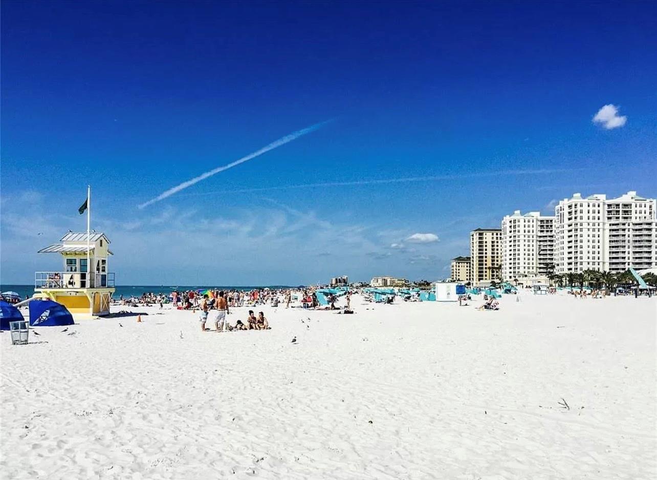 Image 26 of 32 For 661 Poinsettia Avenue 104