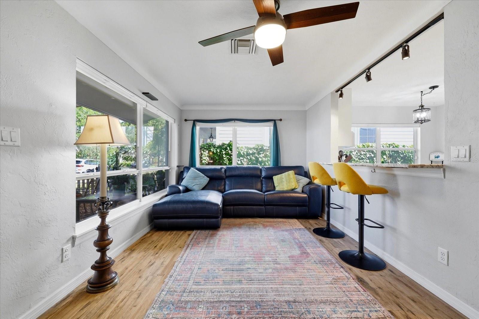 Image 10 of 55 For 3021 10th Street N