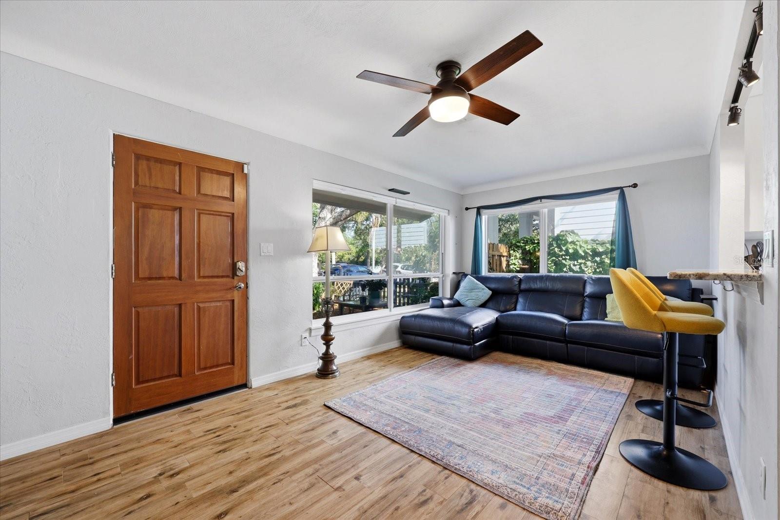 Image 12 of 55 For 3021 10th Street N