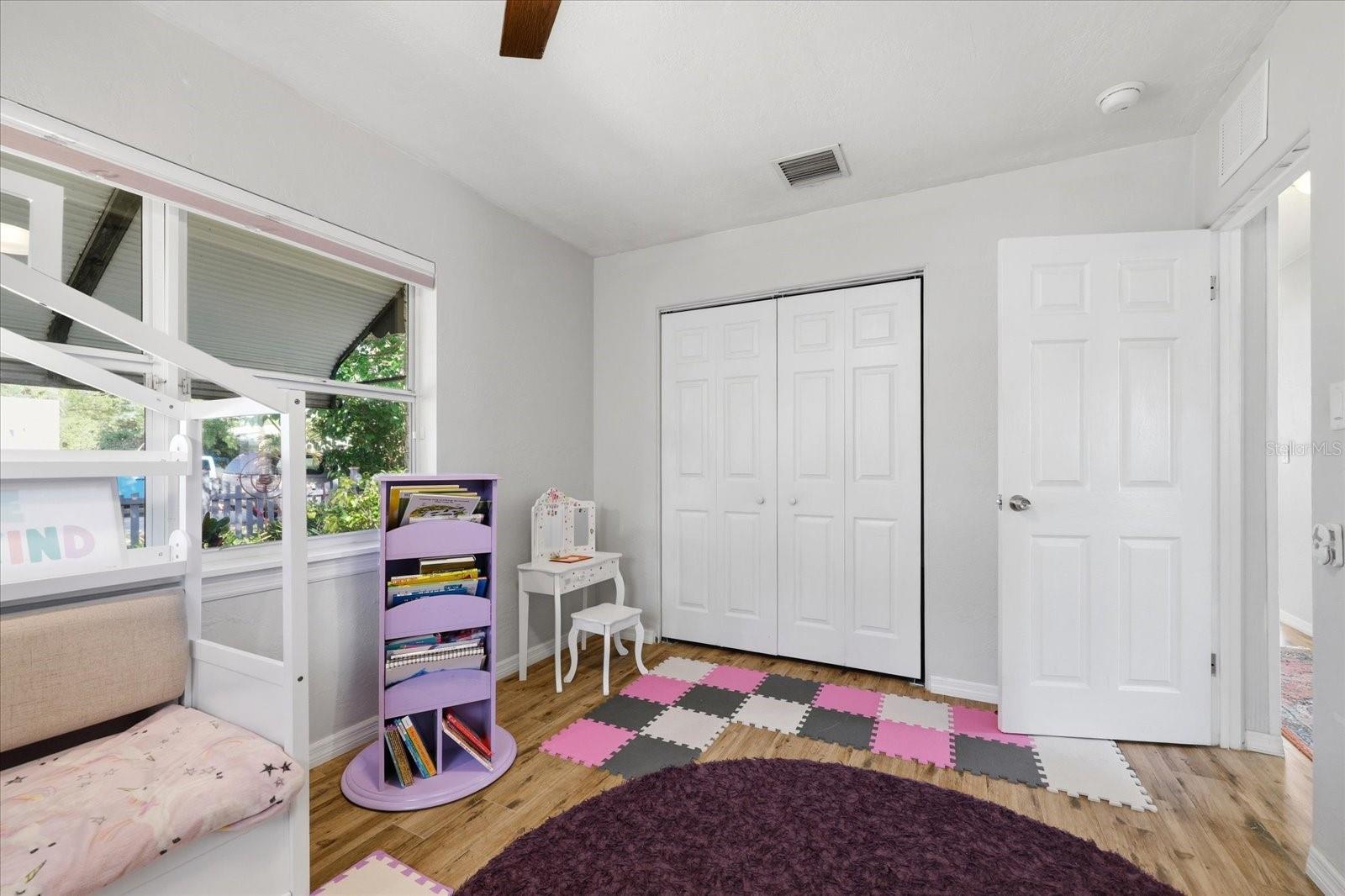 Image 26 of 55 For 3021 10th Street N