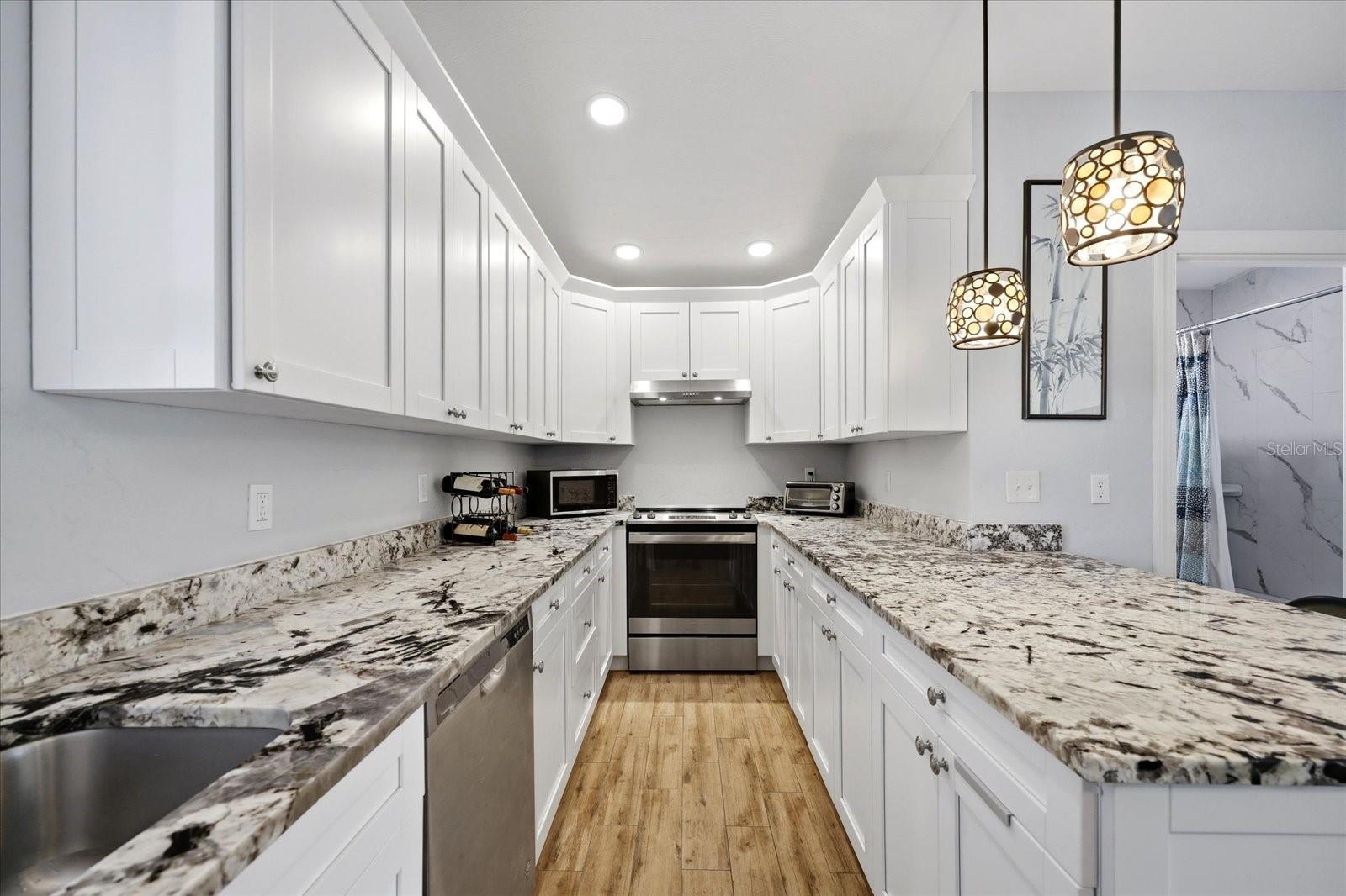 Image 38 of 55 For 3021 10th Street N