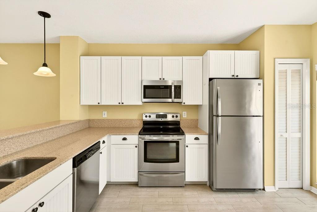 Image 12 of 33 For 11500 Shipwatch Drive 1364