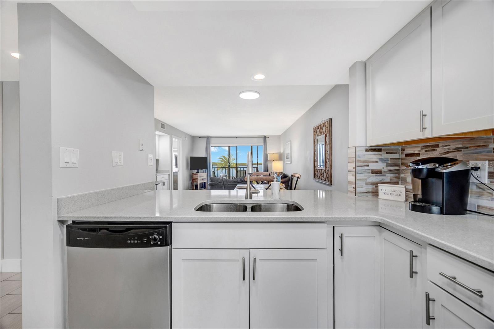 Image 12 of 37 For 4620 Bay Boulevard 1117