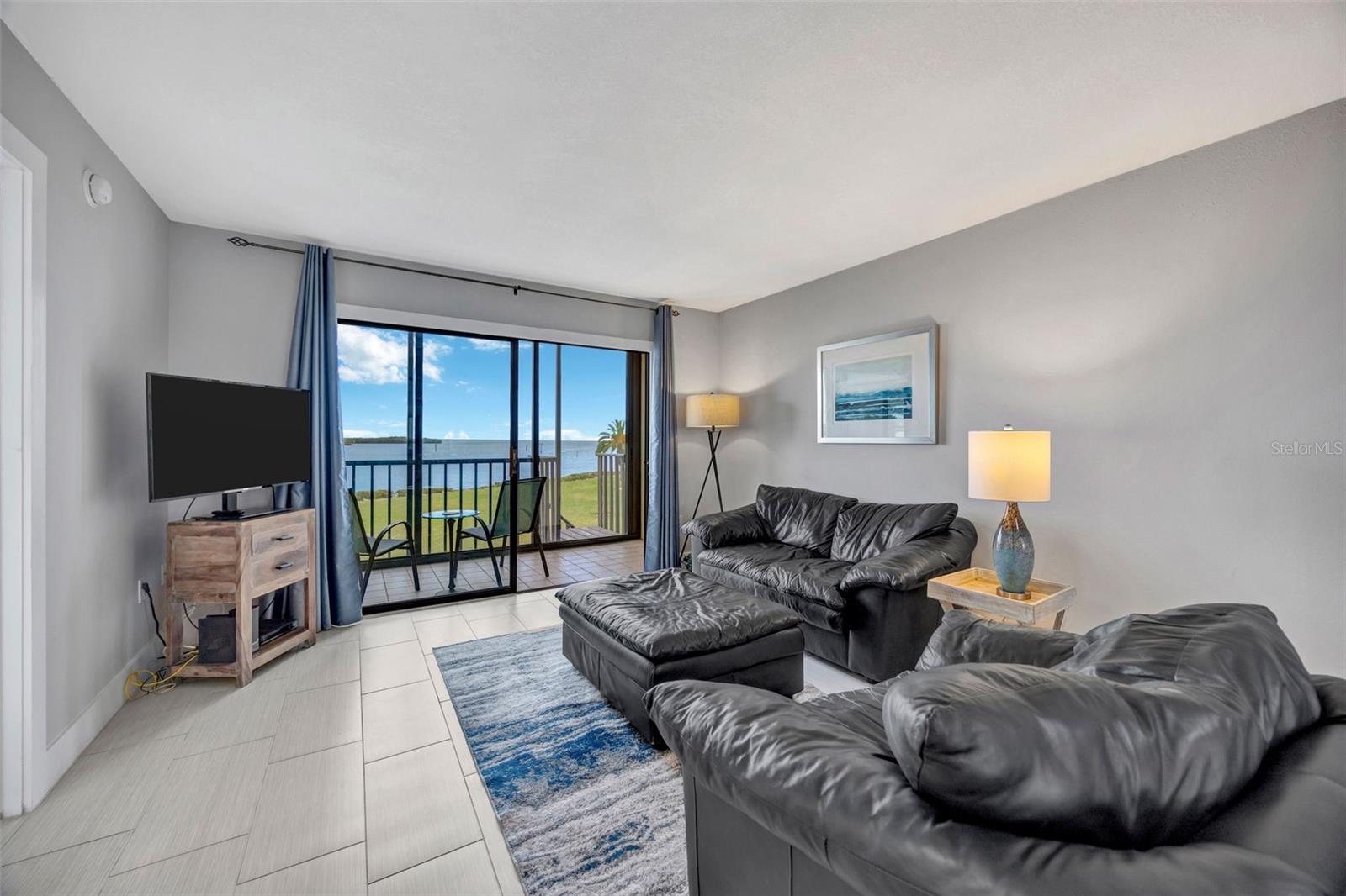 Image 16 of 37 For 4620 Bay Boulevard 1117