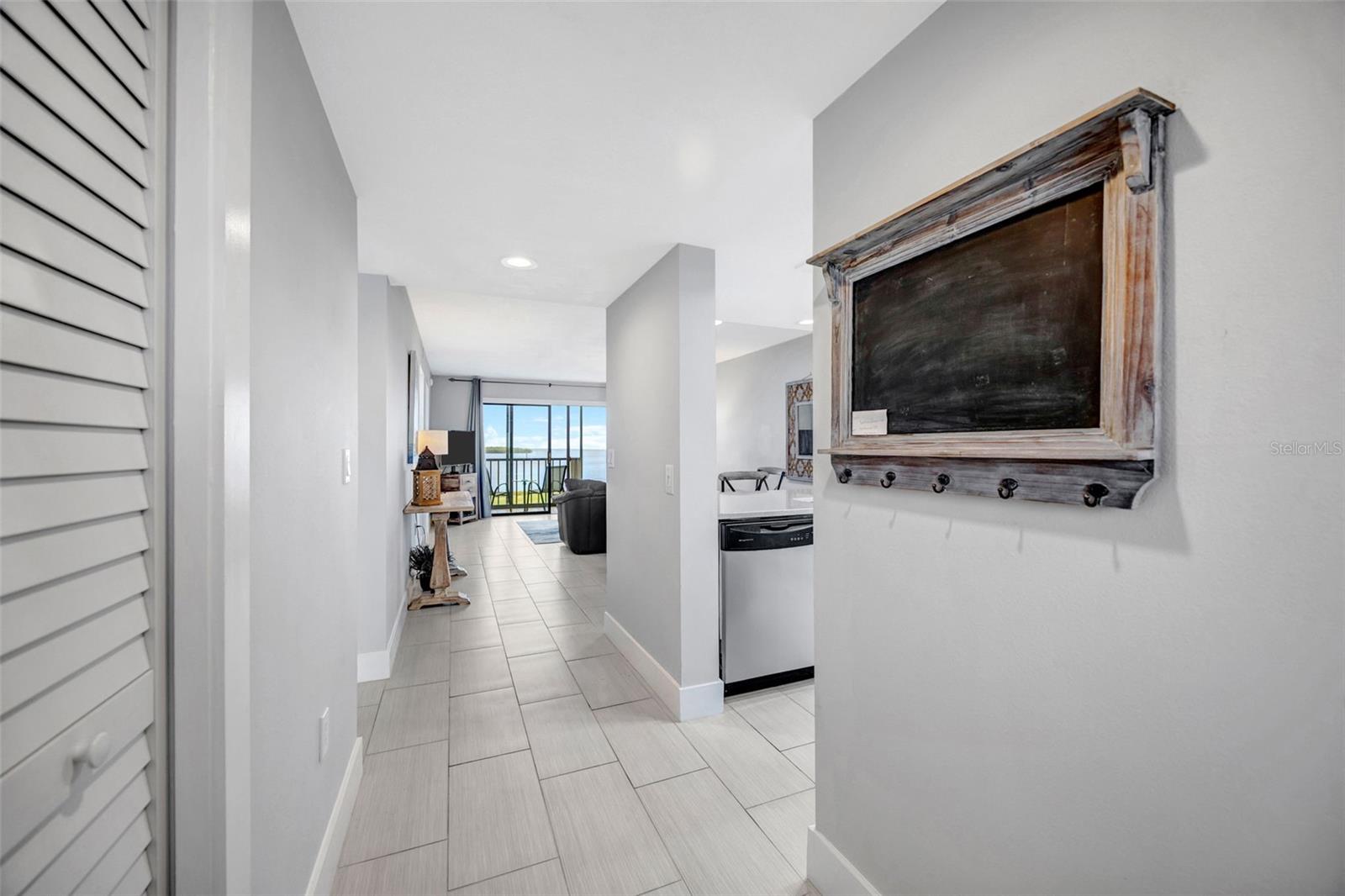 Image 7 of 37 For 4620 Bay Boulevard 1117