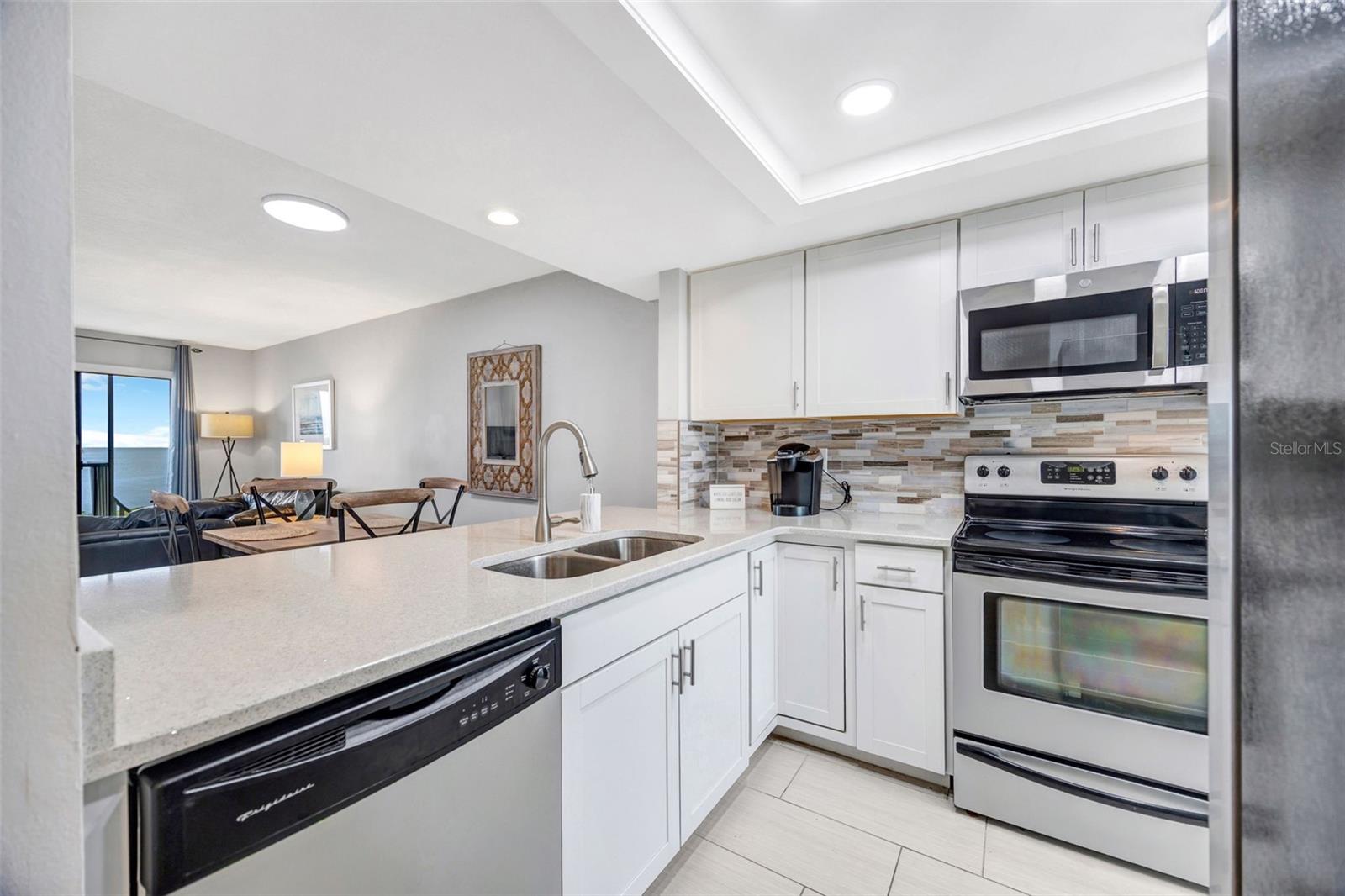 Image 8 of 37 For 4620 Bay Boulevard 1117