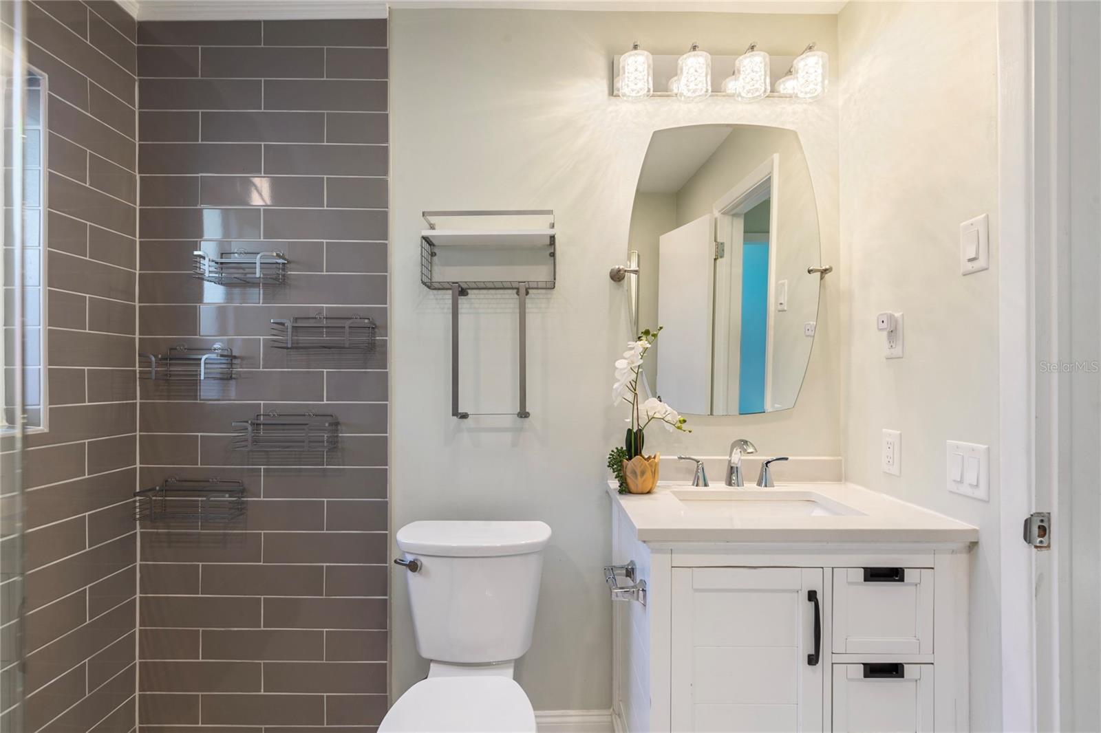 Image 33 of 47 For 1109 San Remo Avenue