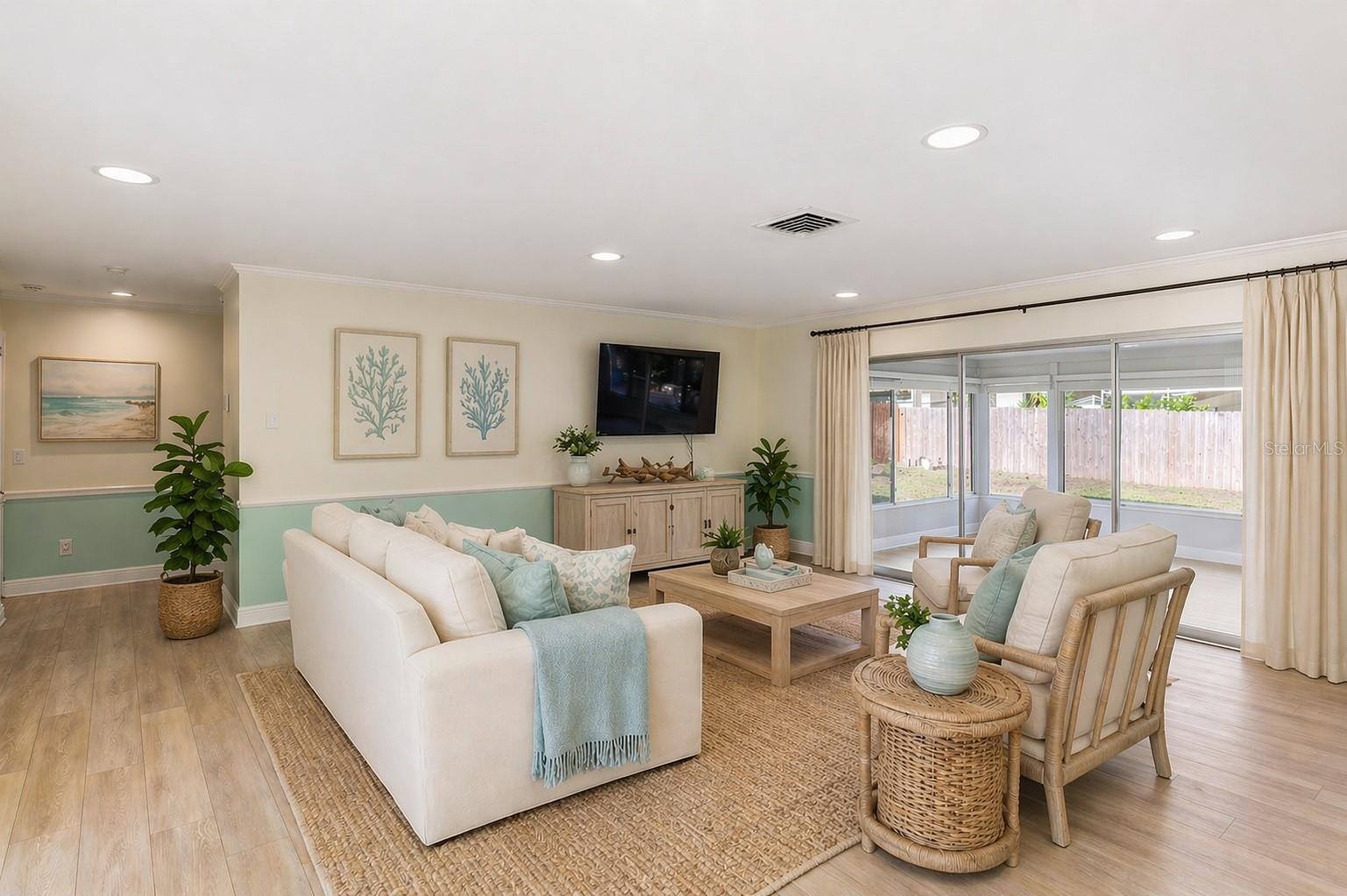 Image 7 of 47 For 1109 San Remo Avenue