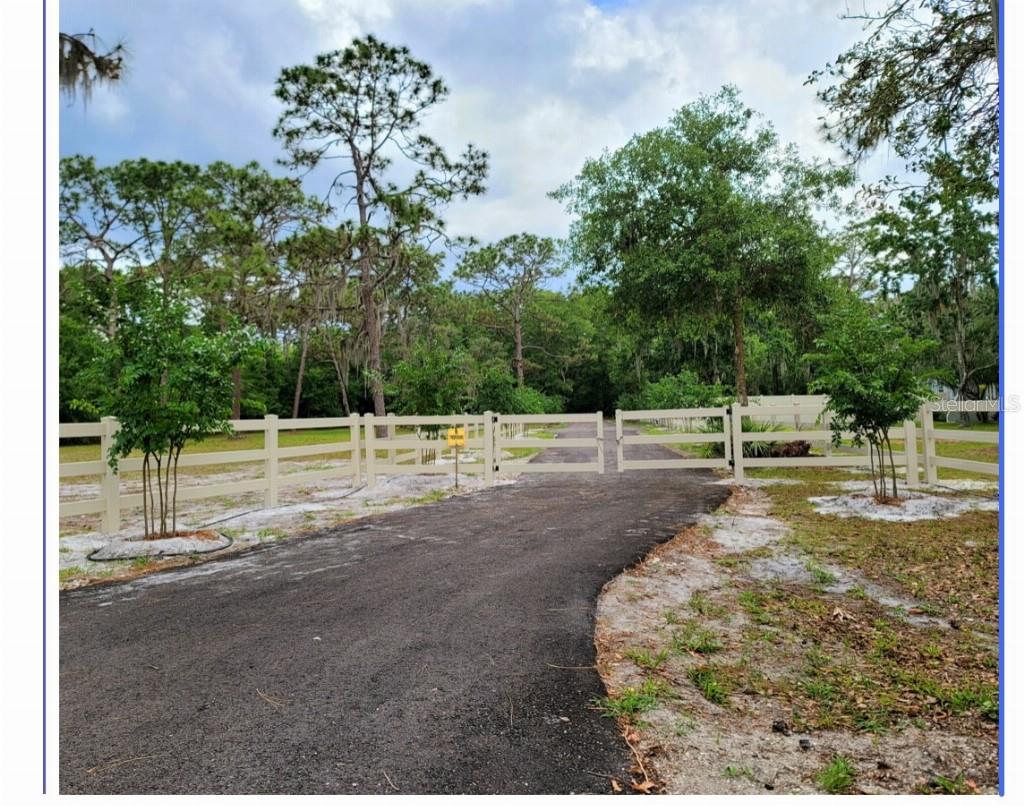 Listing Details for 7610 County Line Road, ODESSA, FL 33556