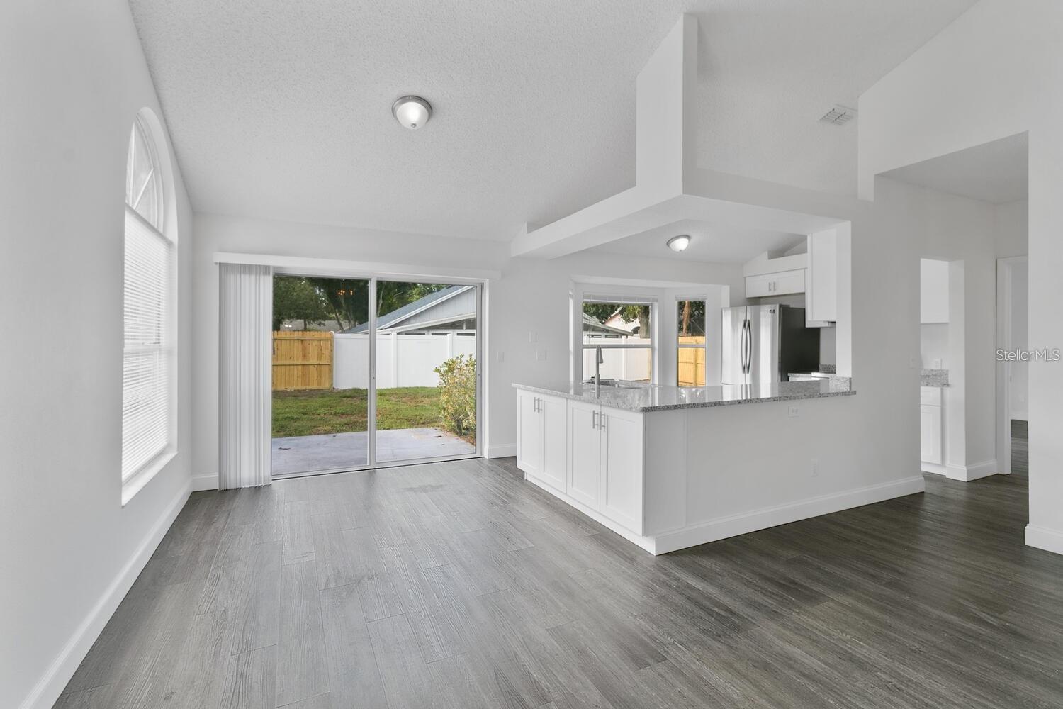 Image 4 of 15 For 8748 Exposition Drive