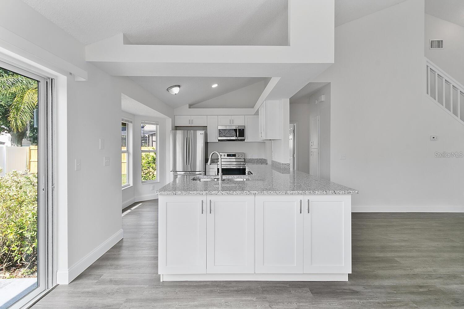 Image 5 of 15 For 8748 Exposition Drive