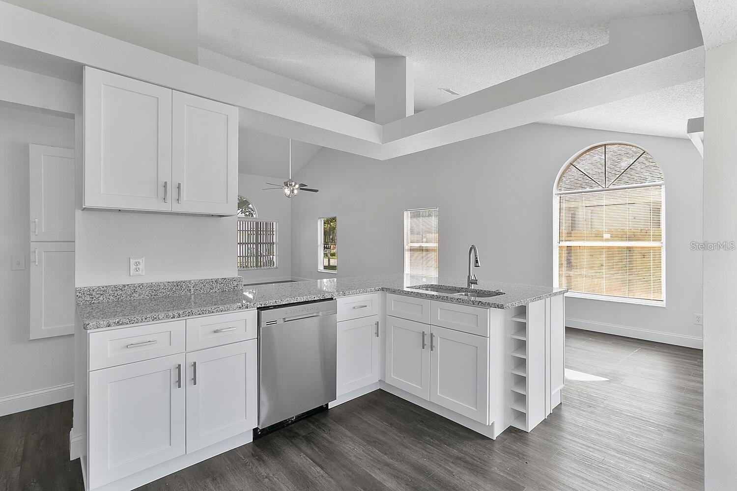 Image 6 of 15 For 8748 Exposition Drive