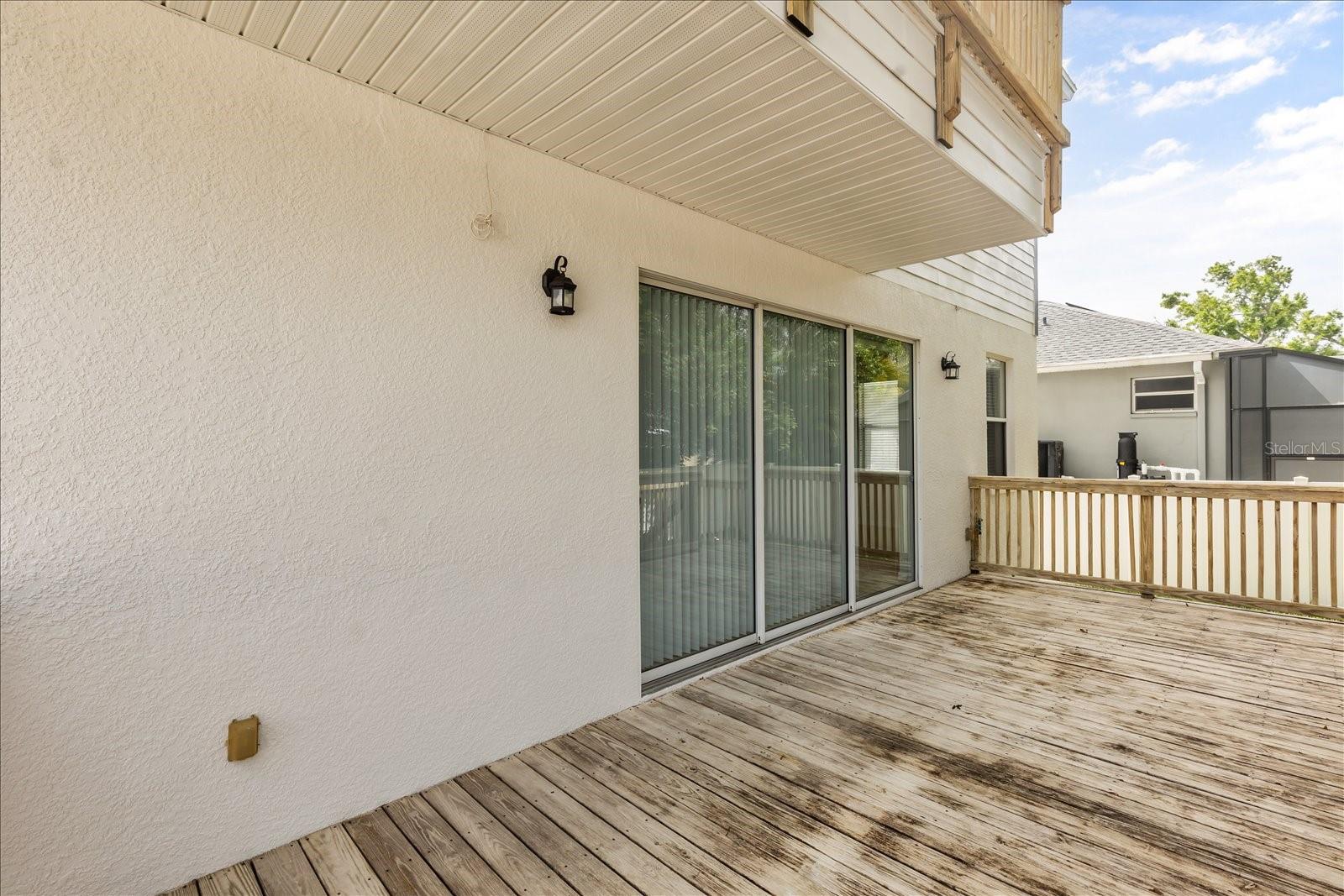 Image 10 of 32 For 7211 Mascotte Street