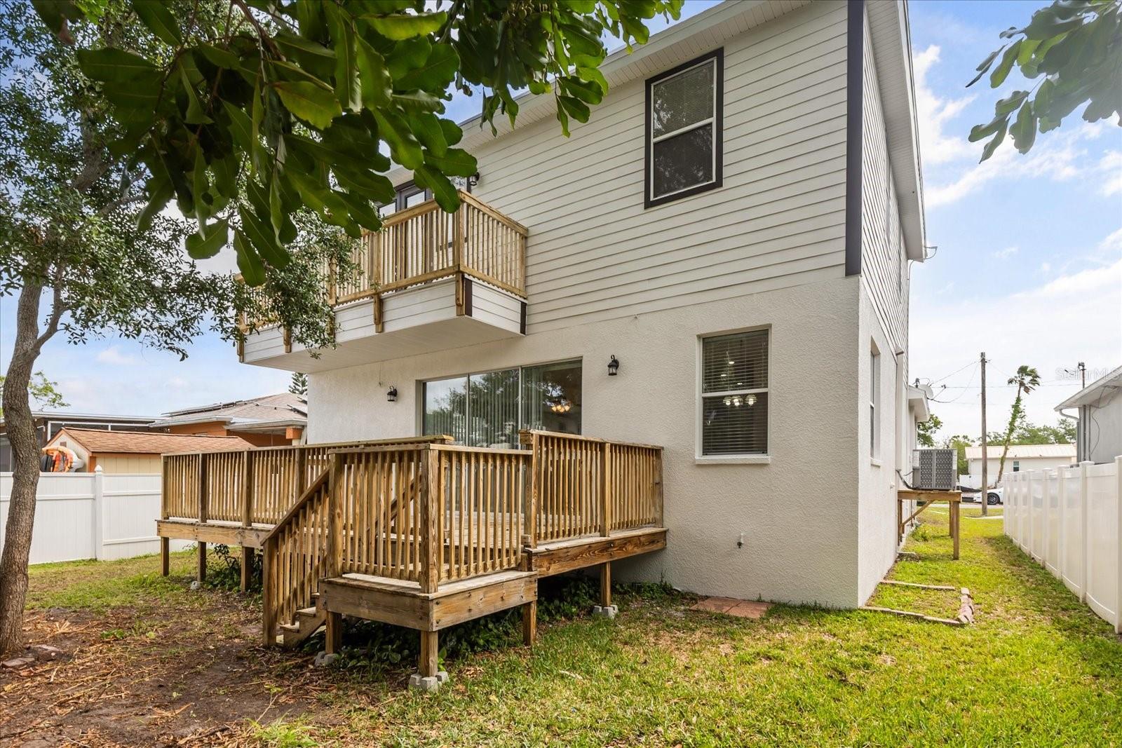 Image 13 of 32 For 7211 Mascotte Street