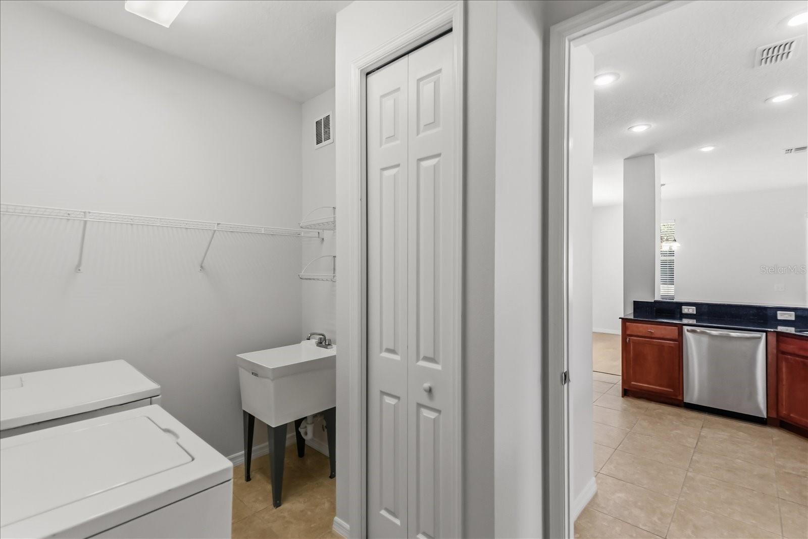 Image 15 of 32 For 7211 Mascotte Street